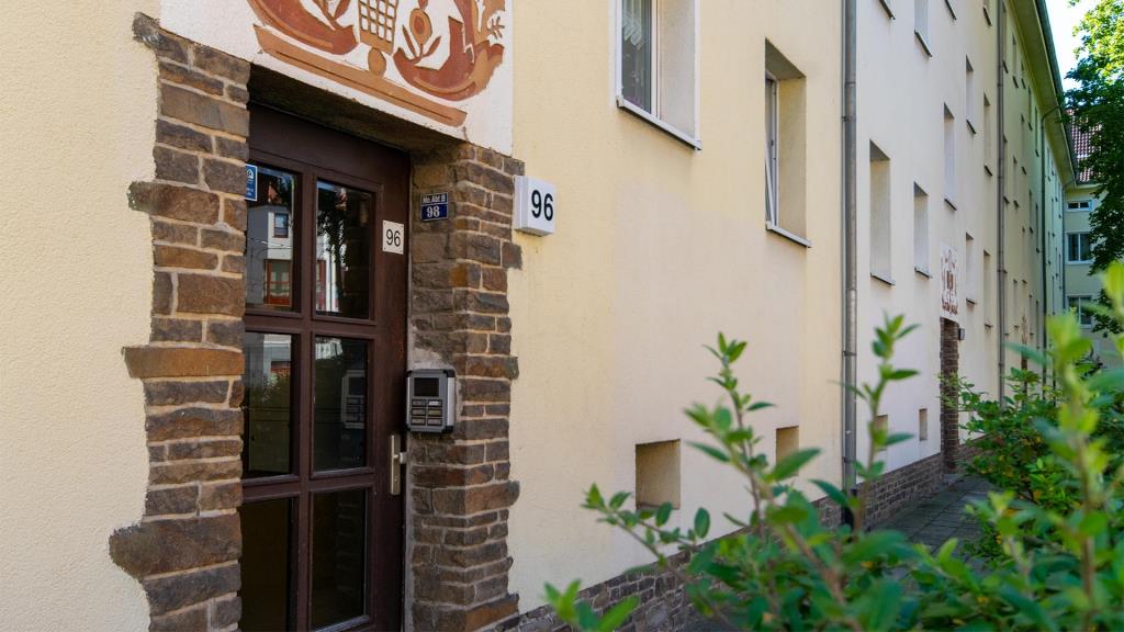aussenansicht-3 BGL – 3 Raumwohnung mit kleinem Balkon im Herzen von Mockau