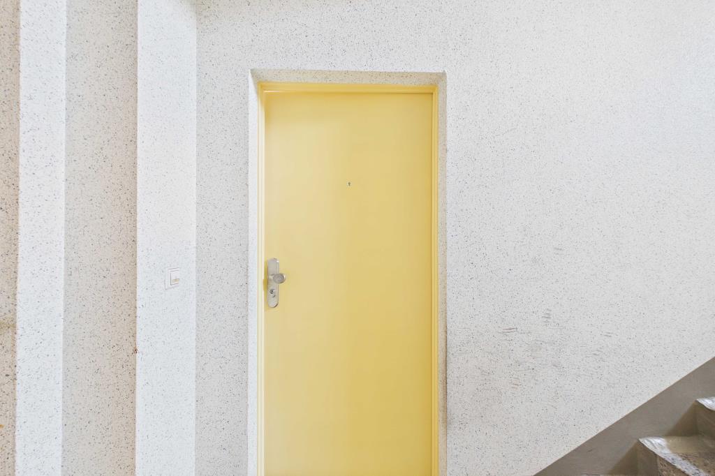 Wohnungseingangst&uuml;r.jpg