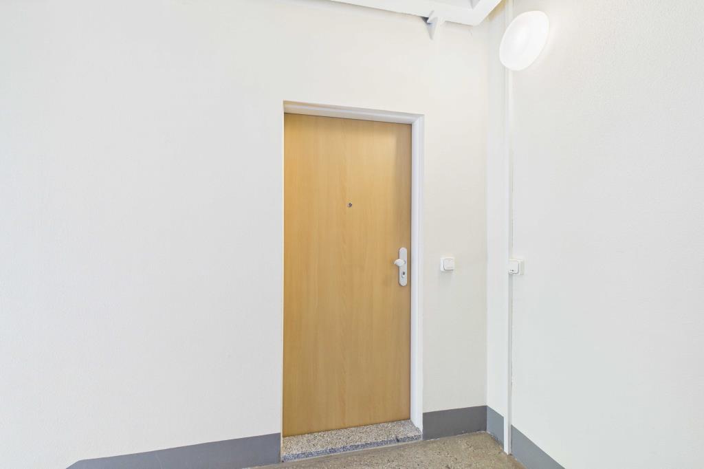 wohnungseingangstuer BGL &ndash; Wohnungsangebot
