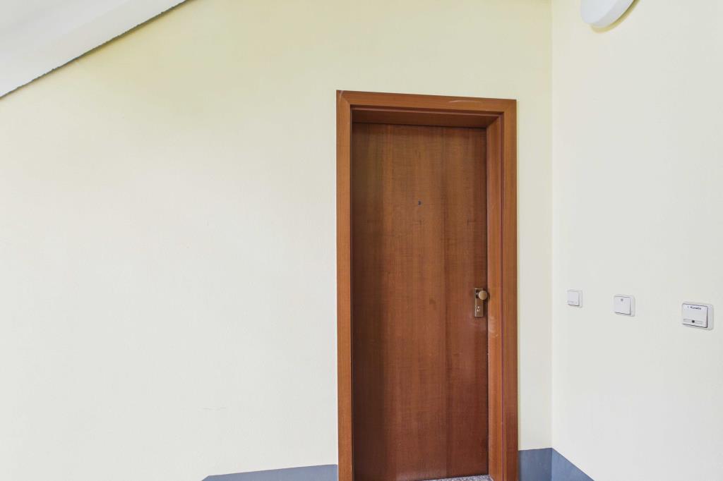 wohnungseingangstuer BGL &ndash; Wohnungsangebot