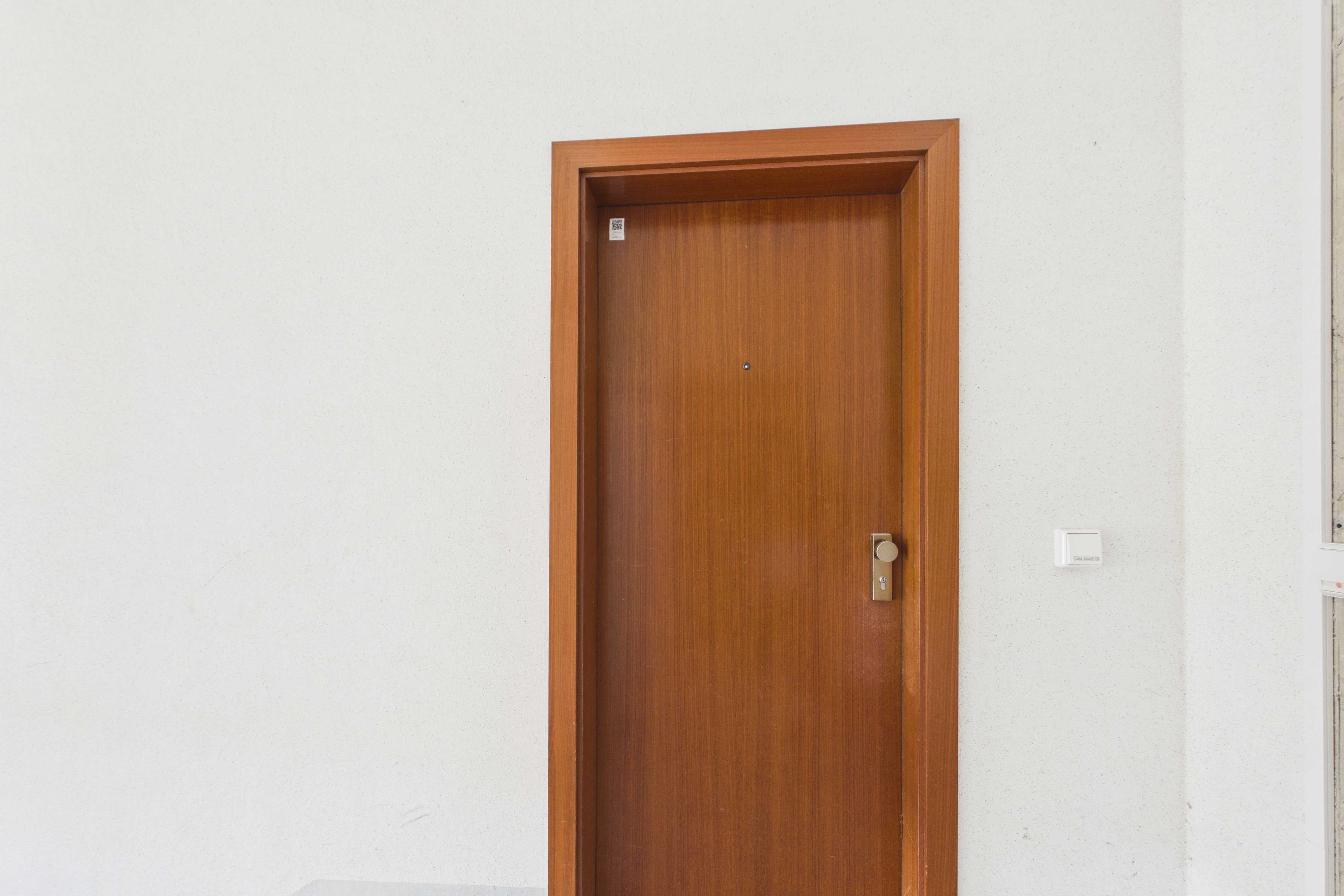 wohnungseingangstuer BGL &ndash; Wohnungsangebot